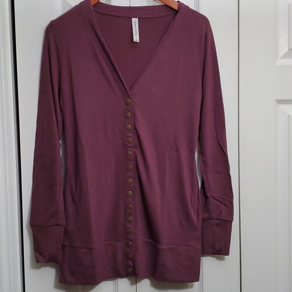 Long Snap Pocket Cardigan in Eggplant - Picture 4 of 9